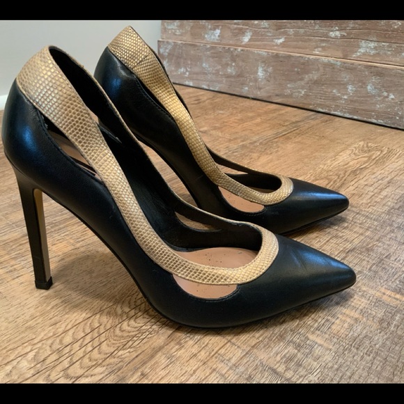 heels - Picture 2 of 6